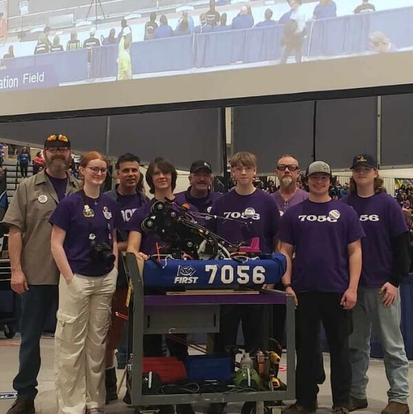 Fowlerville Robotics Team Earns First Trip to World Championship