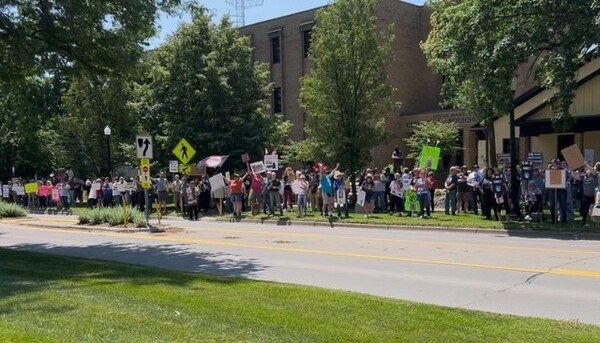 LWV Reports 'Record' Crowd for No Kings Demonstration in Howell
