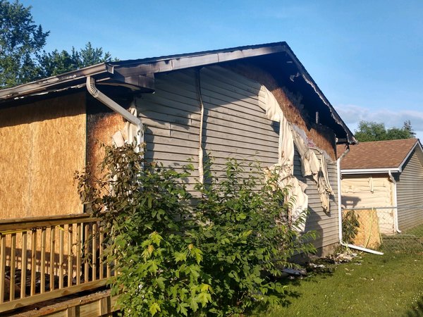 Fowlerville Family Loses Pets & Home In Fire