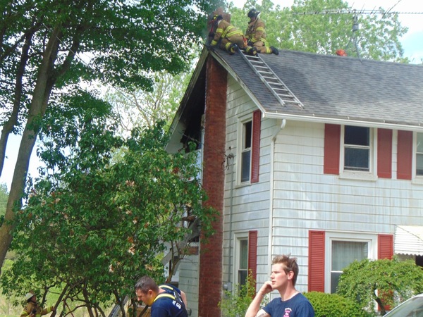 Chimney Fire Displaces Cohoctah Family