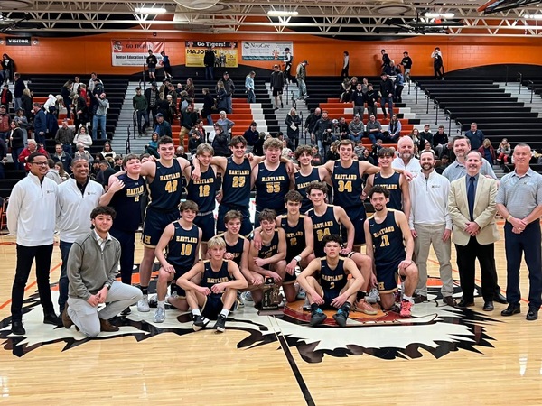 Hartland Eagles Win Their First District Title In Boys Basketball Since 2016!!