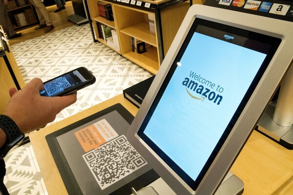 Amazon Cloud Computing Outage Disrupts Snapchat, Ring and Other Online Services