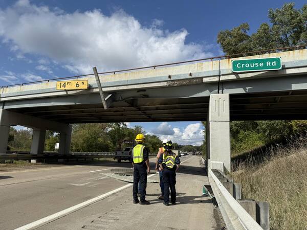 Bridge Hit On Northbound US-23 At Crouse Road In Hartland Township