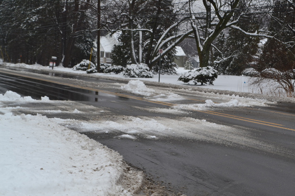 Oakland Road Commission: Don't Plow Or Shovel Snow Onto Roads