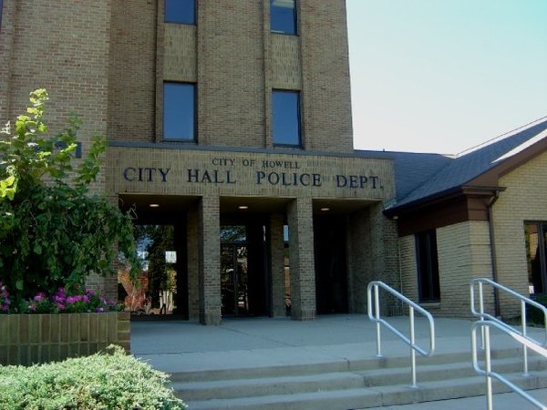 Masks "Strongly Recommended" At Howell City Hall