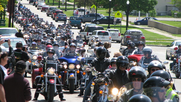 Rolling Thunder’s Annual “Ride to Remember” Saturday