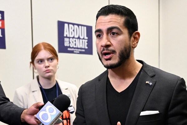 Stevens and El-Sayed Too Close to Call for Michigan's Democratic Senate Nomination