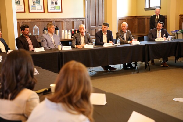 Congressman Barrett, US Energy Secretary Hold Roundtable Discussion on Energy