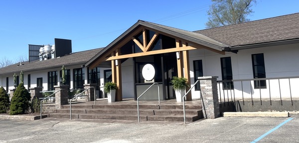 Local Non-Profit "Pay-It-Forward" Café In Need Of Container Donations