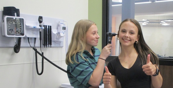 Public Tours Of New Cutting-Edge Health Occupations Lab At BHS