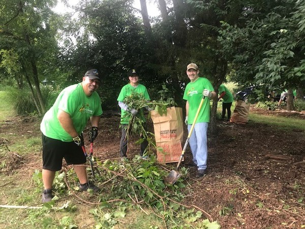 Volunteers Brave Bad Weather To Make Day Of Caring A Success