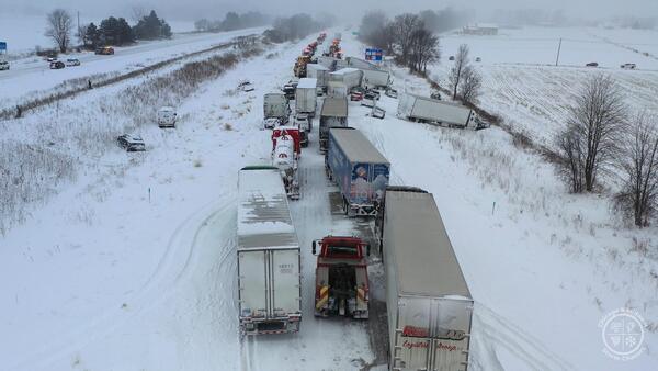 100-Vehicle Pile-Up On I-196 In West Michigan