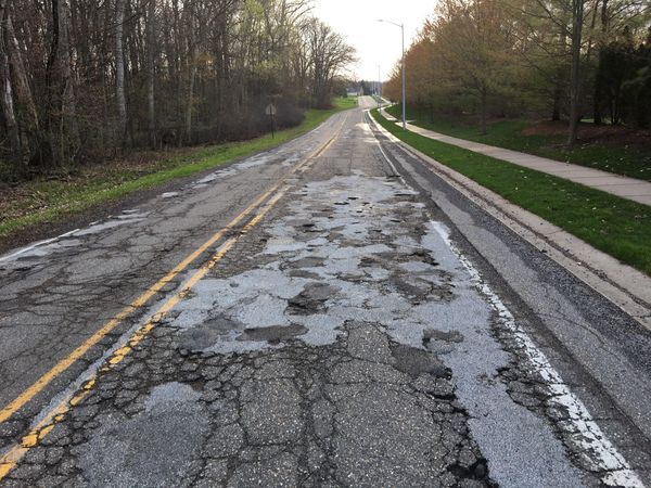 Green Oak Seeks Funding Partners For Repairs To Stretch Of Lee Road