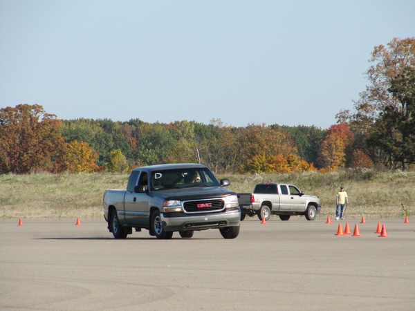 Free Distracted Driving Course Offered To Local Teens