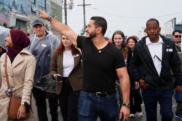 El-Sayed and Stevens Make Final Democratic Senate Primary Push in Churches, Union Halls