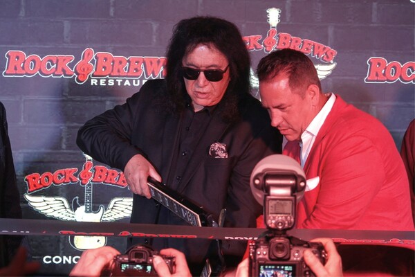 Kiss Frontman Gene Simmons visits Detroit Rock City to Open New Restaurant