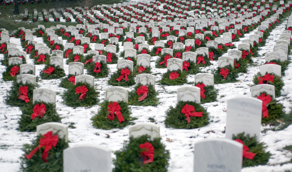 Pinckney Hopes To Reach "Wreaths Across America" Goal