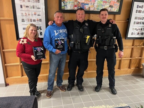 South Lyon Police Present Civilians With Life Saving Awards