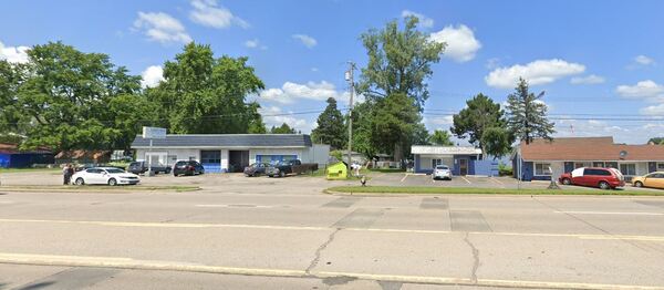 Crews Battle Blaze At Auto Business In White Lake Township