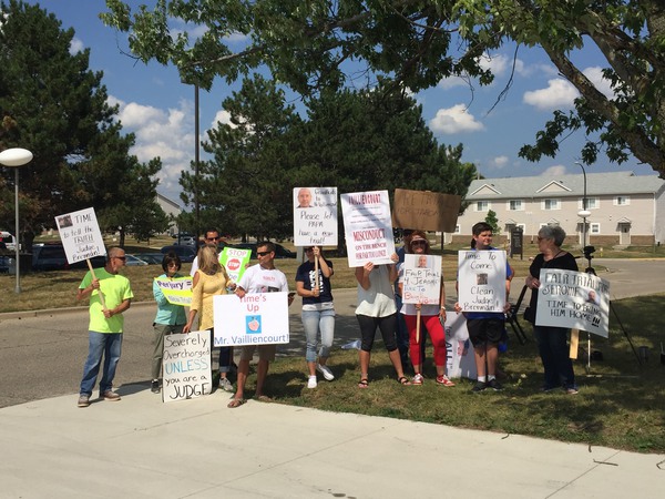 Protestors Want New Trial For Man Serving Life In Prison