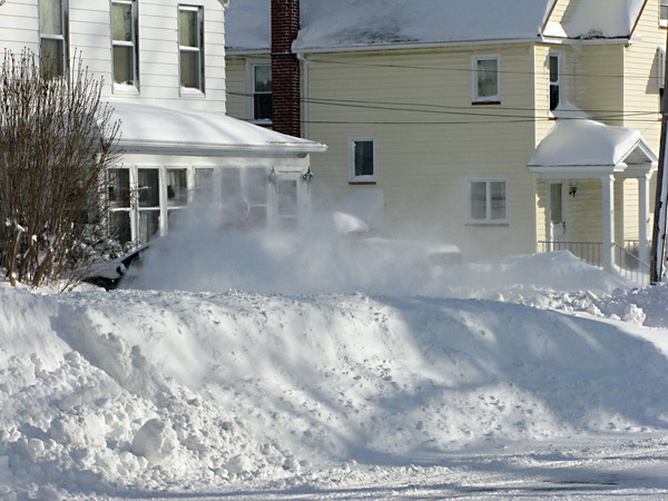 Southeast Michigan Breaks Snowfall Records