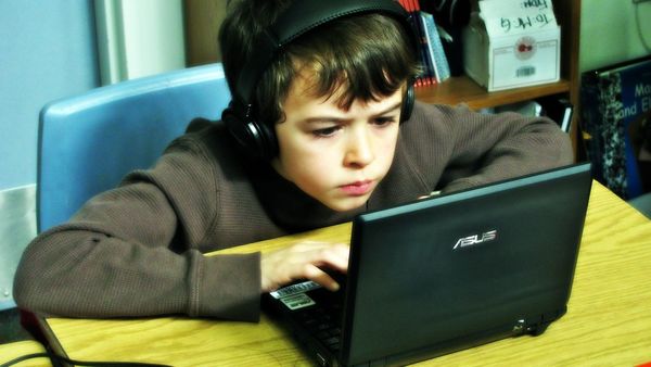 Sheriff's Office Program Helps Keep Kids Safe Online
