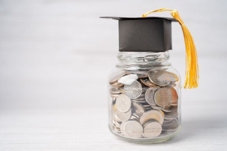 Governor Signs Directive Aimed at Reducing Student Loan Burden