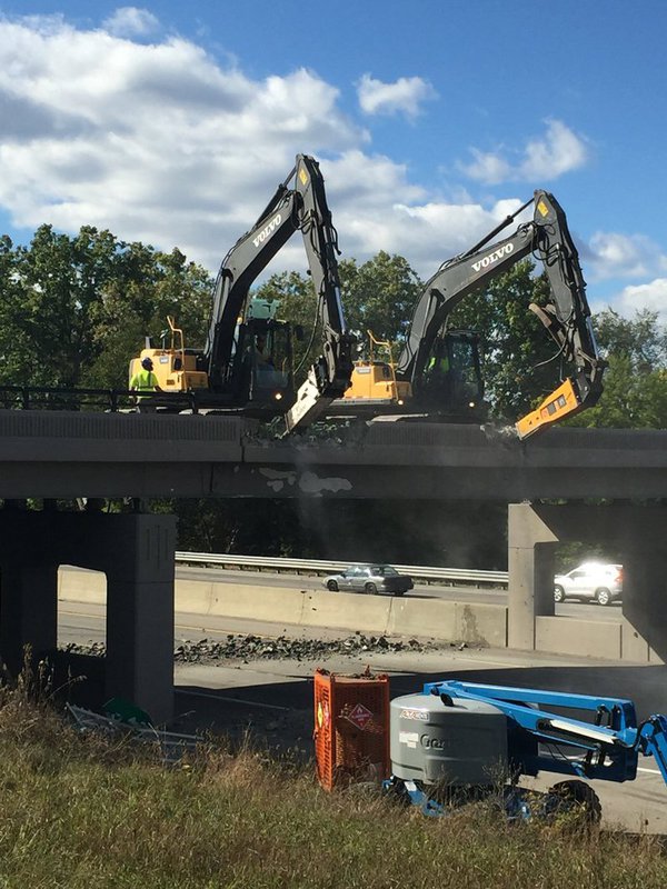 M-DOT Demolishing Pleasant Valley Road Bridge Over Eastbound I-96