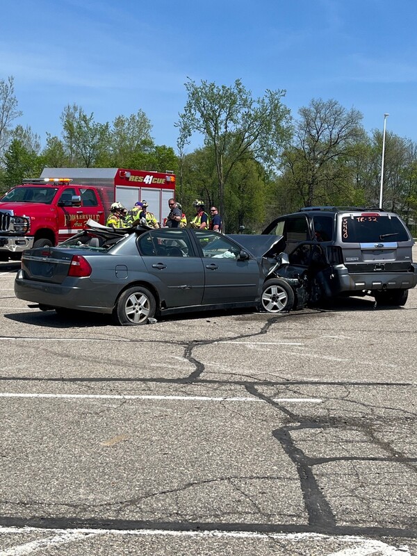 Fowlerville Emergency Crews Hold Mock Crash Event for Students