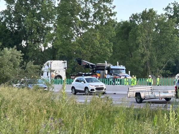 Crash Closes Westbound I-96 Through Howell Area for Several Hours