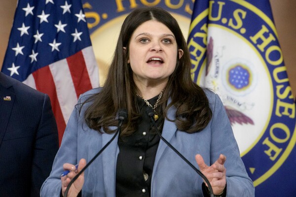 Stevens and El-Sayed Too Close to Call for Michigan's Democratic Senate Nomination