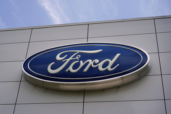 Ford Recalls Nearly Half A Million 2016-2017 Explorers