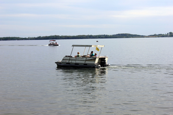 Social Distance Boating Still Permitted