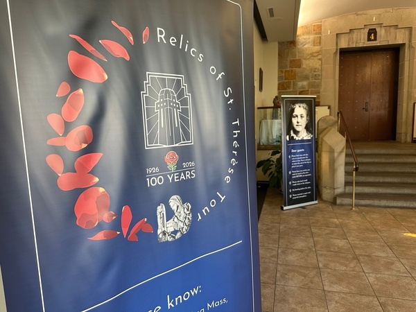 St. Thérèse’s Relics Begin Tour Of U.S. With Stop At Michigan Parish Named For Beloved French Nun