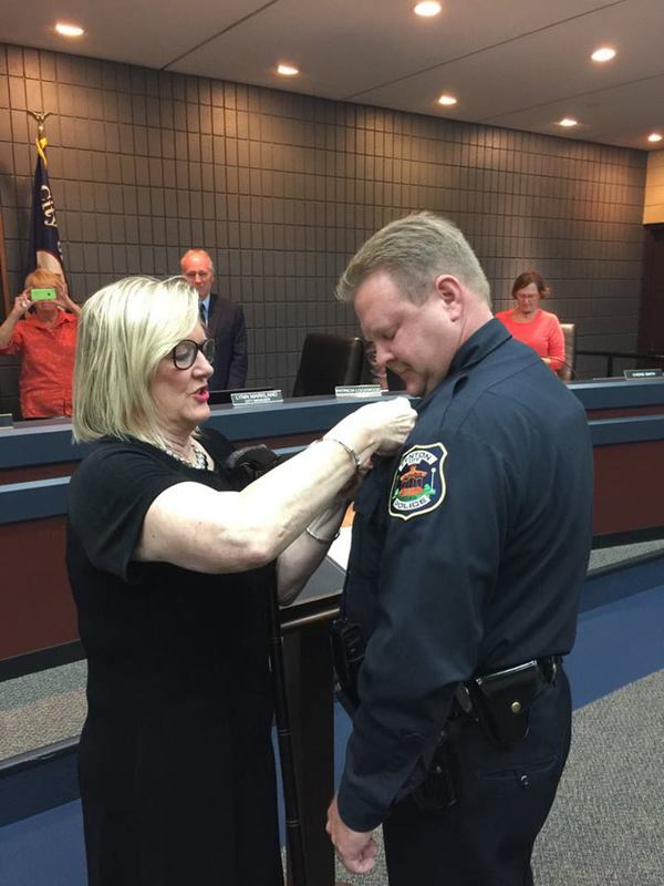 New Fenton Police Chief Sworn In