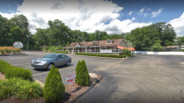 Popular Fork n' Pint Restaurant In Waterford Destroyed By Fire