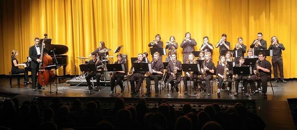 Fenton Community Orchestra & Fenton Jazz Orchestra Hosting Winter Concert