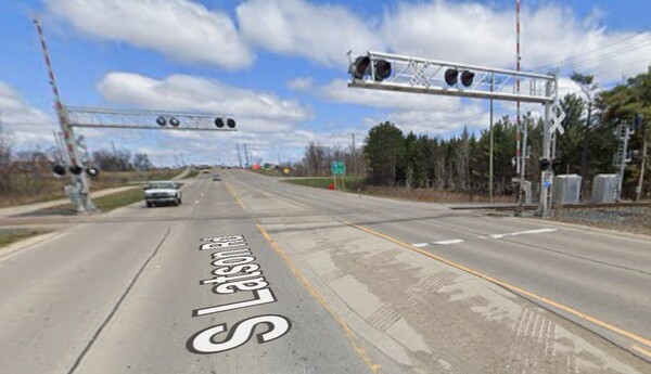 CSX Reviewing 'Rough' Railroad Crossing on S. Latson in Genoa Twp