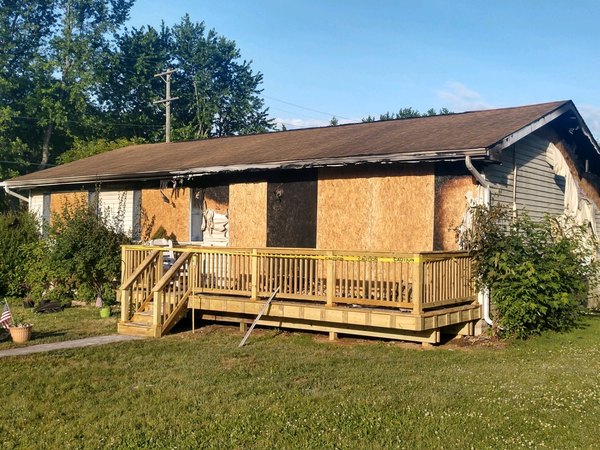 Fowlerville Family Loses Pets & Home In Fire