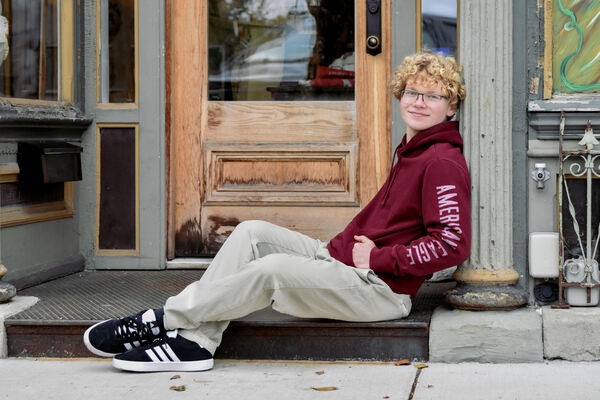 Cleary Grad From Fowlerville Has Successful Rug-Making Business