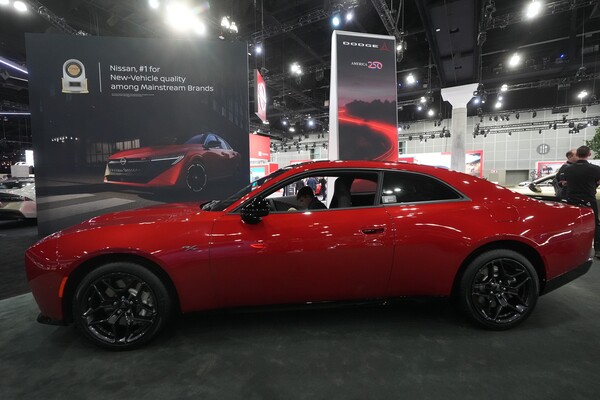 Dodge Charger, Ford Maverick Lobo, Hyundai Palisade Win 2026 North American Vehicle Awards