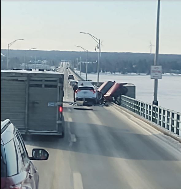 Local Men Injured In Two-Vehicle Crash On Mackinac Bridge