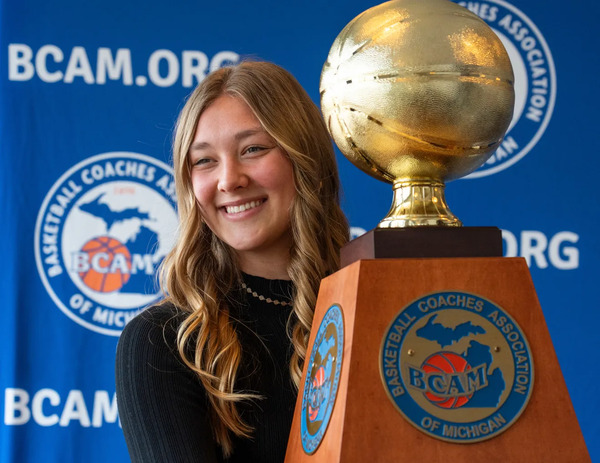 Howell's Lilly Williams Named Michigan Miss Basketball