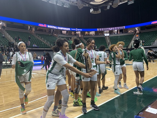 Eagles Fall To Lakers In Division 1 Girls Basketball Championship