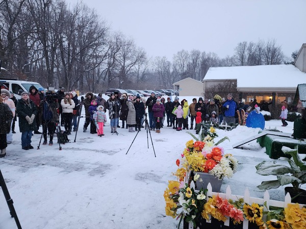 Howell's Woody the Groundhog Predicts Six More Weeks of Winter