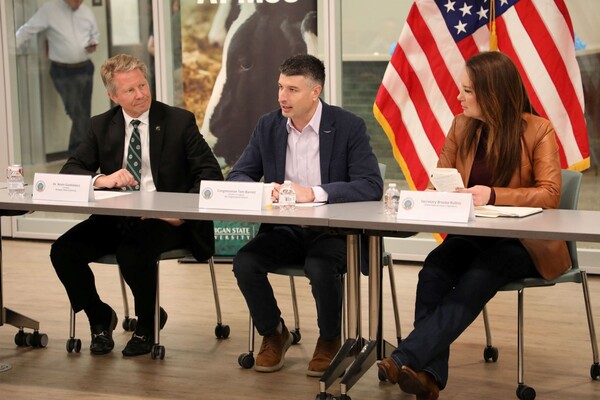 Barrett, Ag Secretary Rollins Meet with Livingston Co Emergency Dispatchers