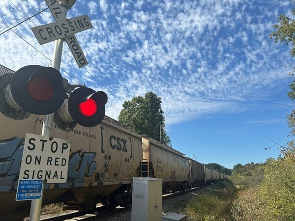 CSX Train Blocks Traffic For Hours