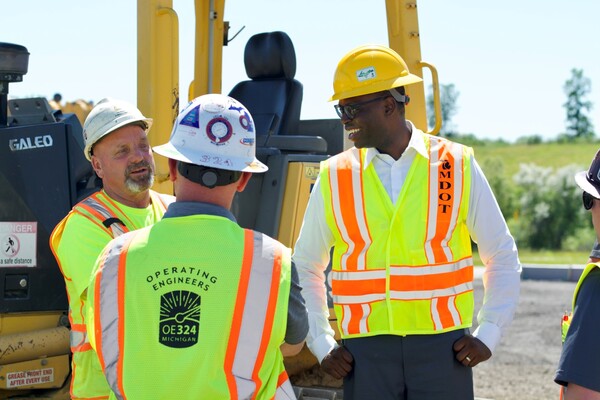 Lt. Governor Tours I-96 Rebuilding Michigan Project