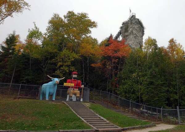 Popular Tourist Destination In St. Ignace For Sale