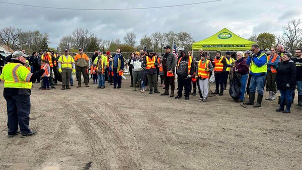 Record Turnout For 19th Annual South Lyon Area Creek Clean-Up